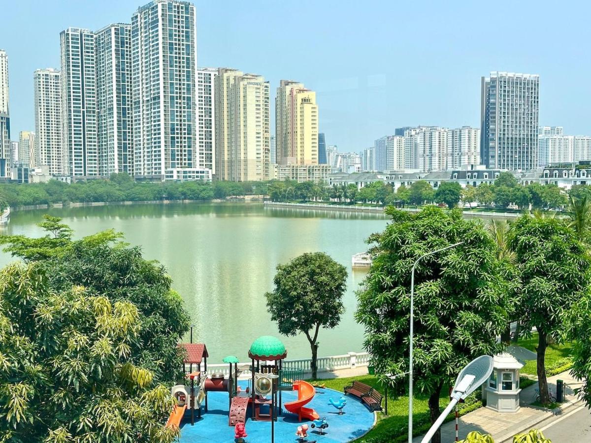 Căn hộ Delux Two Bedroom In Vinhomes Bay Near Wj Marriott Hà Nội