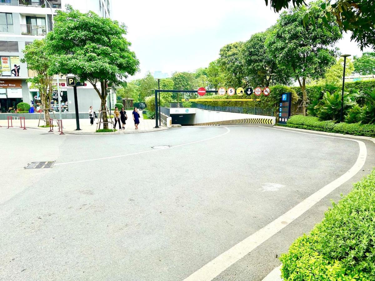 Delux Two Bedroom In Vinhomes Bay Near Wj Marriott Apartment